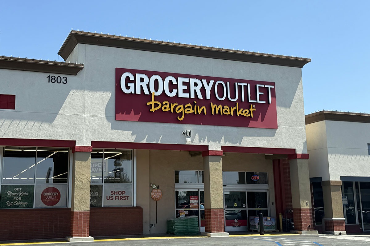 Friendly Center teams up with Grocery Outlet Bargain Market in Orange for Independence from Hunger cause